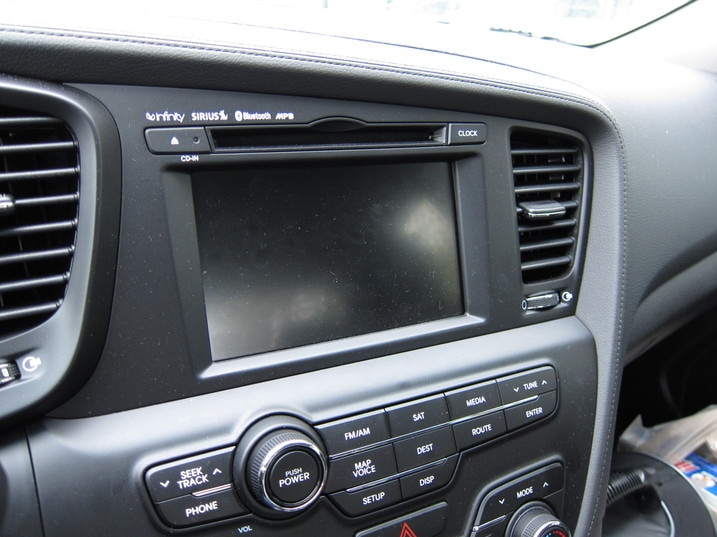 BackUp Camera Failure 2011 Kia Optima SX Turbo LongTerm Road Test